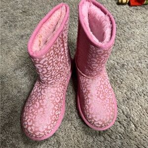 Pink Leopard Print Ugg Girl’s Boots